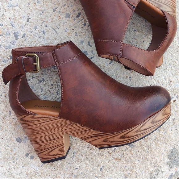 Pierre Dumas Shoes - NIB Pierre Dumas Sweet Emotion Clogs Size 8.5